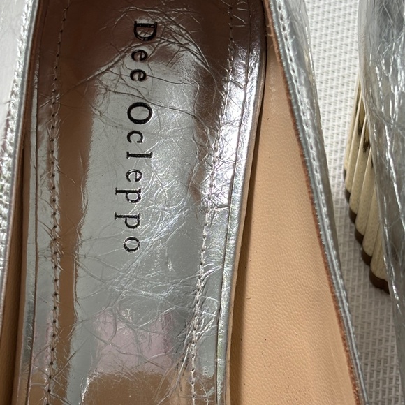 Dee Ocleppo loafers silver & gold : Size 8.5 - Picture 3 of 8